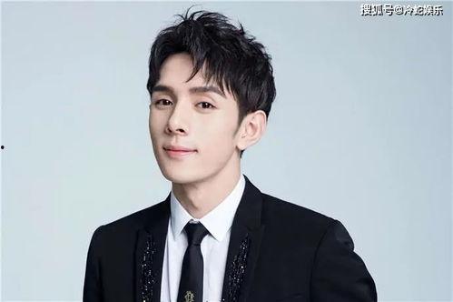 杨姓男网红吃瓜,吃瓜成瘾，揭秘娱乐圈幕后真相  第3张